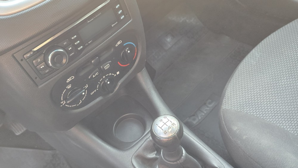 Peugeot 207 COMPACT ALLURE 1.4 — foto 4